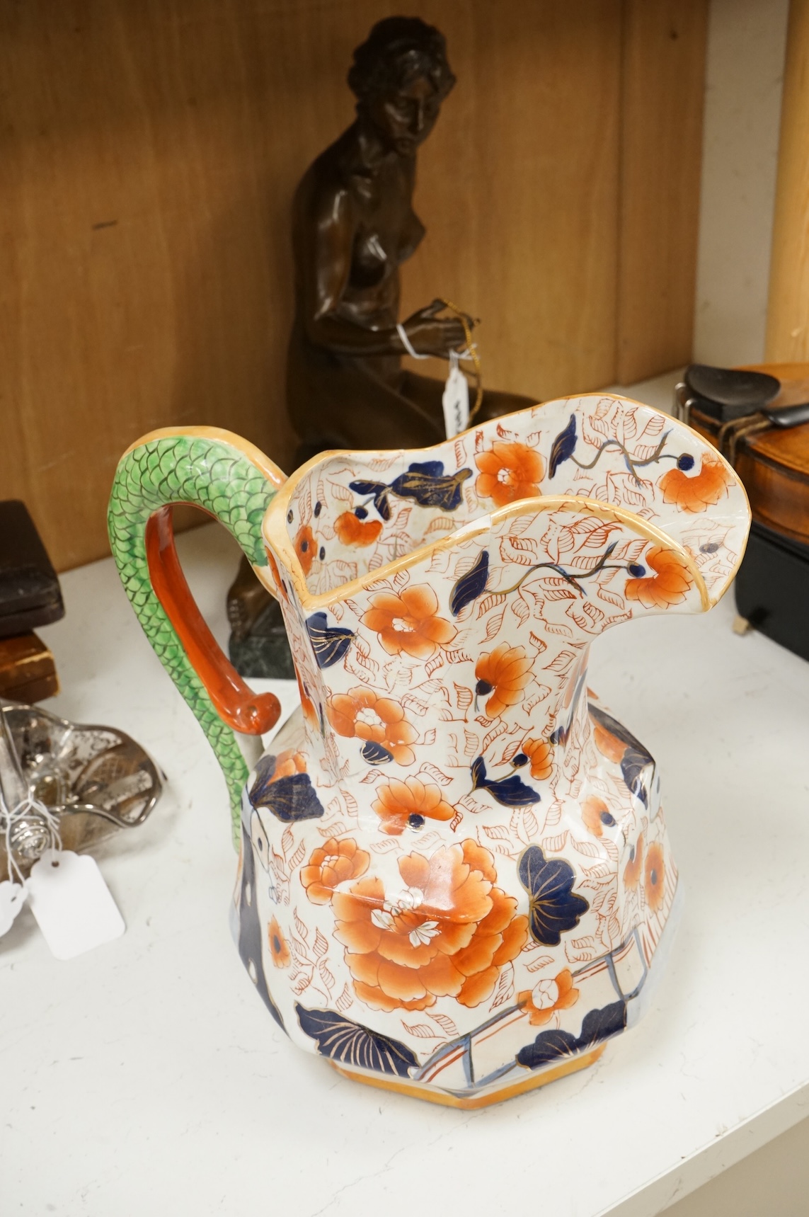 An Ironstone Imari pattern wash jug and basin, 36cm in diameter
